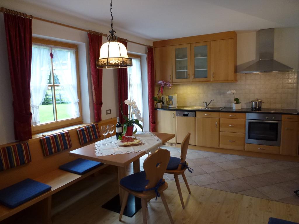 Cedepuent De Sot Apartment Selva di Val Gardena Phòng bức ảnh
